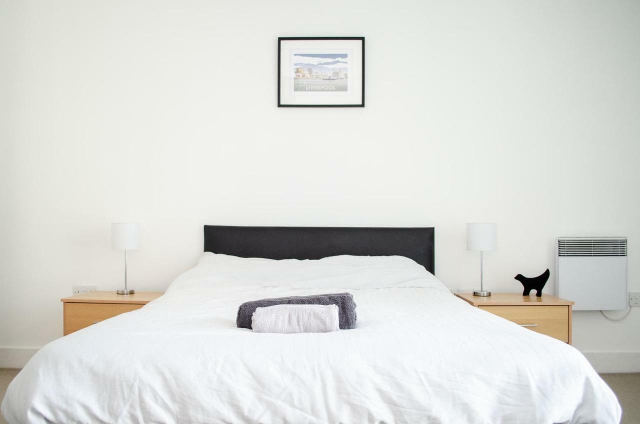 Serviced Apartment In Liverpool City Centre - Free Parking - Balcony - By Happy Days Dış mekan fotoğraf